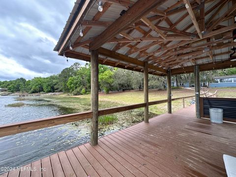 A home in Interlachen