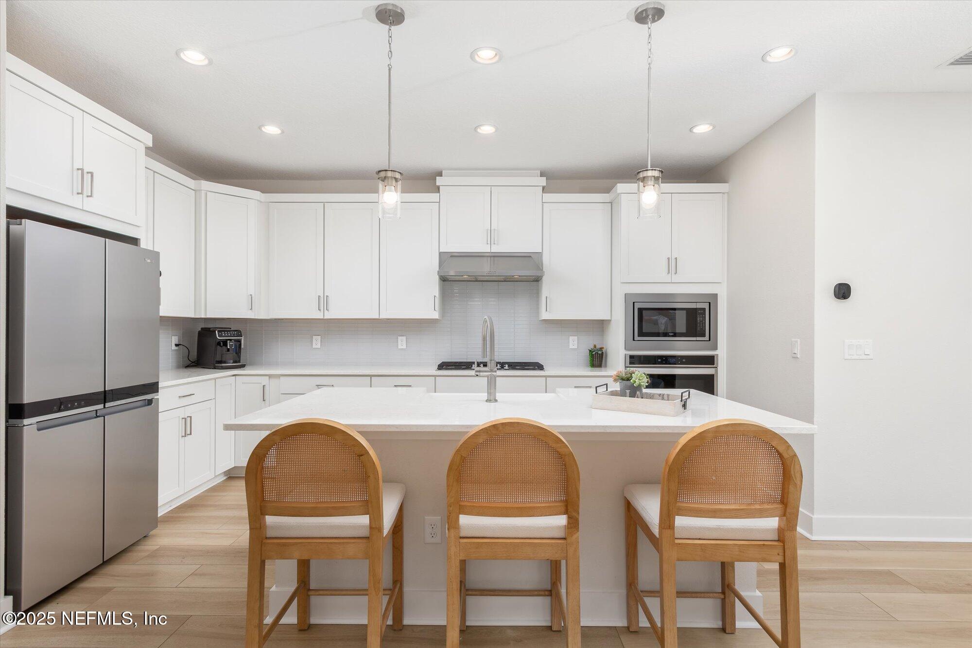 237 COOL SPRINGS Avenue