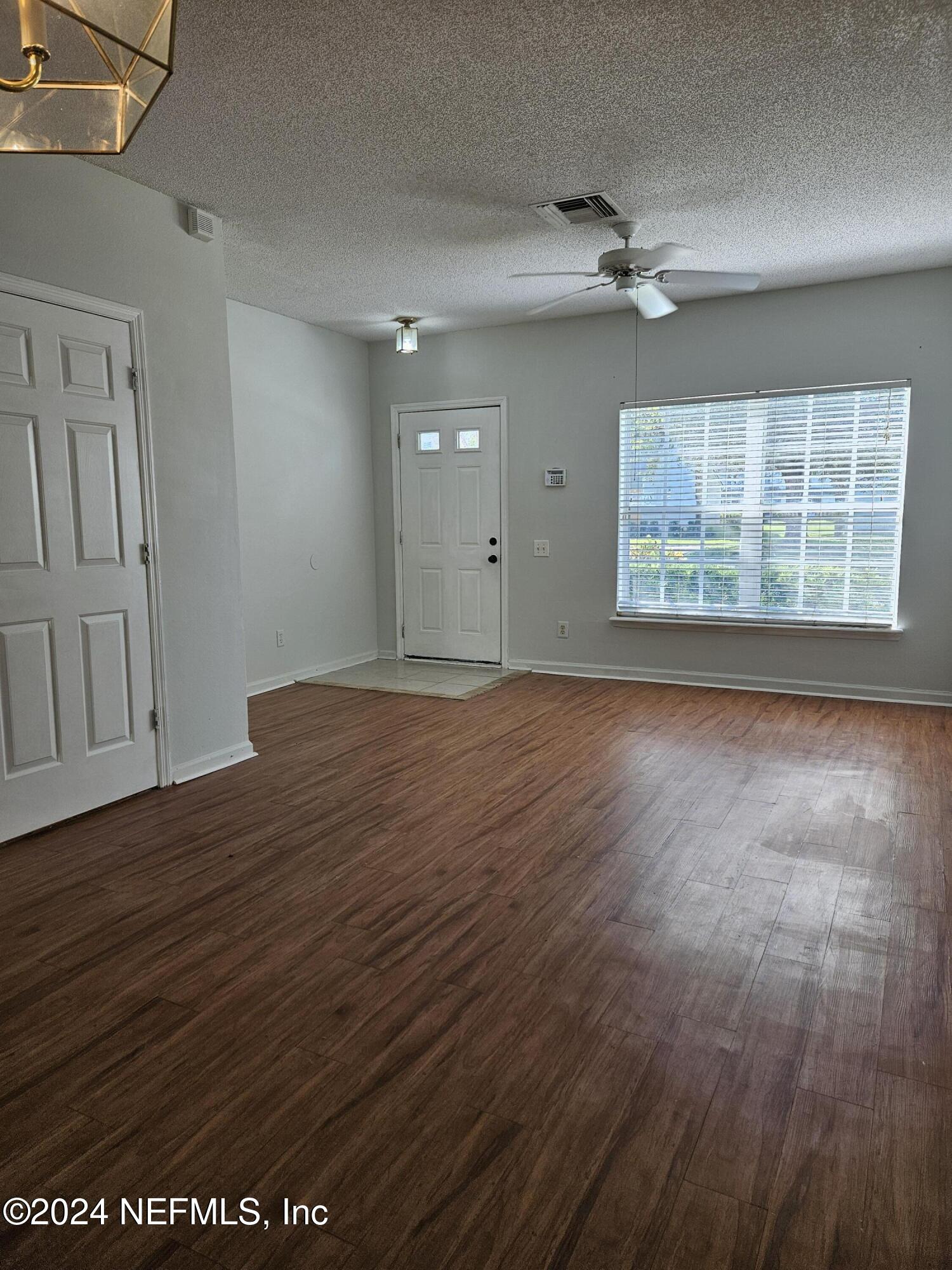 12311 KENSINGTON LAKES Drive 1102
