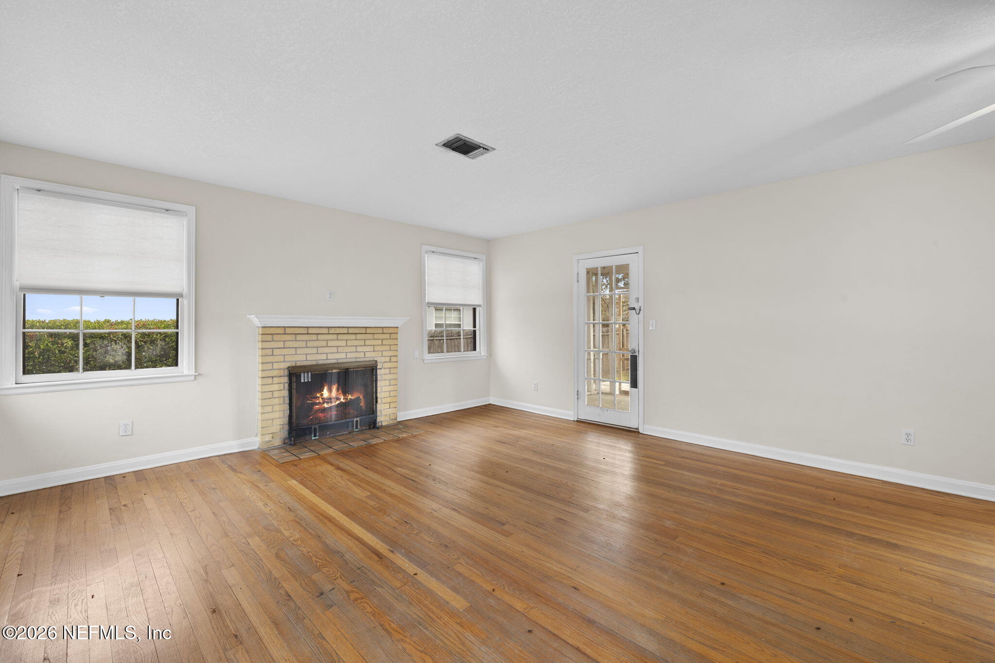 4515 PINEWOOD Avenue