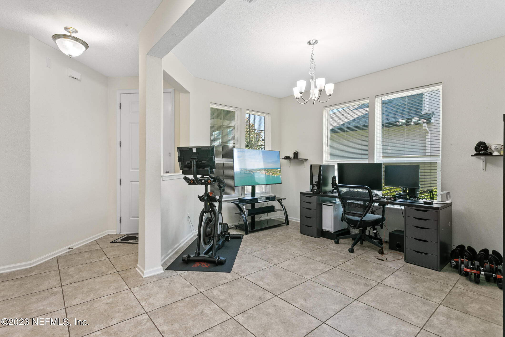 3315 RIDGEVIEW Drive