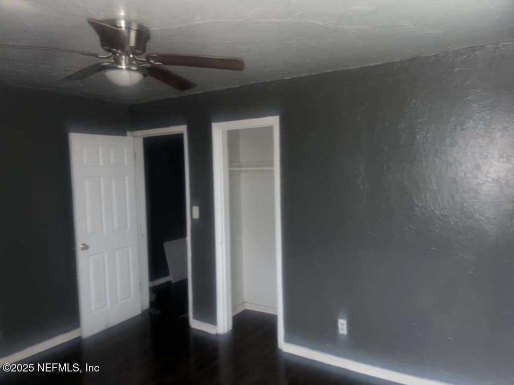 1559 VAN BUREN Street