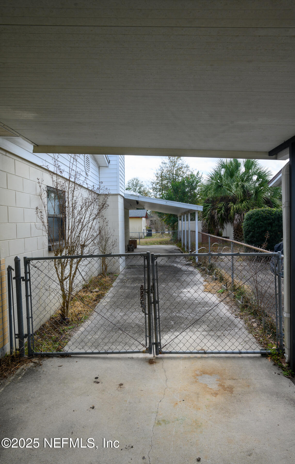 7928 TRIUMPH Lane