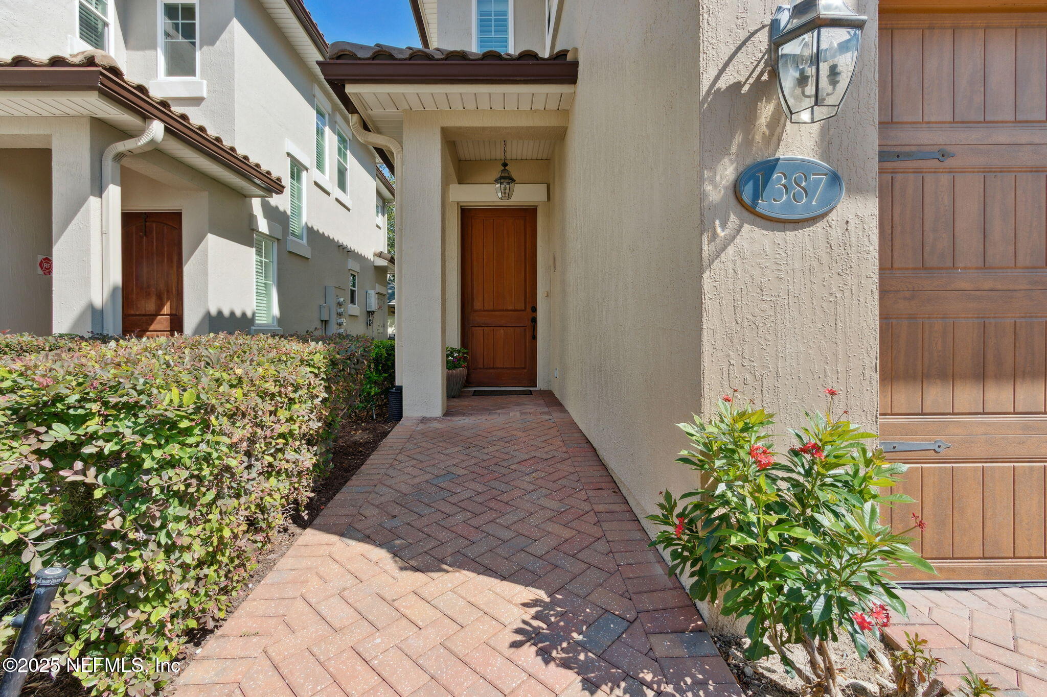 1387 SUNSET VIEW Lane