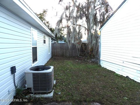 A home in Jacksonville