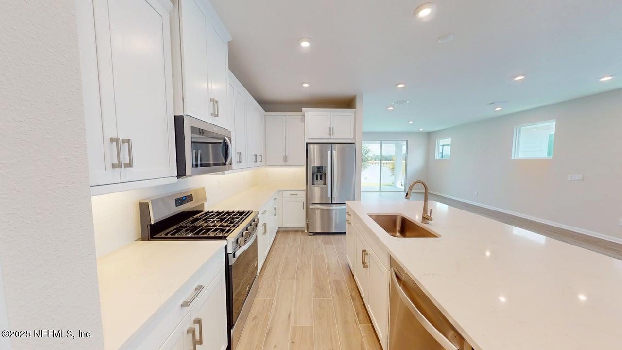 623 JUNIPER HILLS Drive