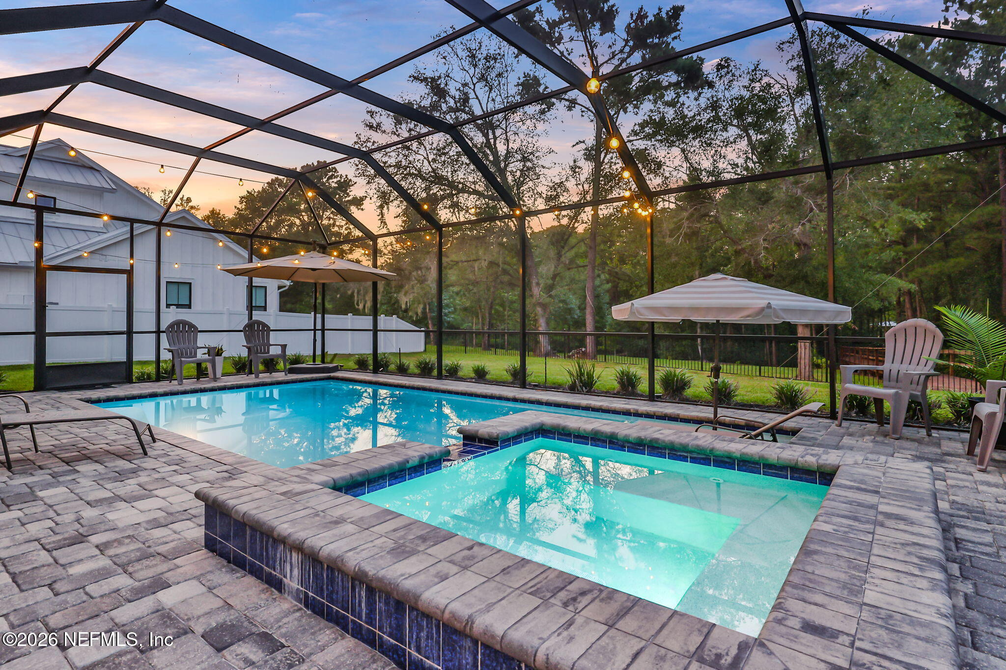 3323 SOUTHERN OAKS Drive