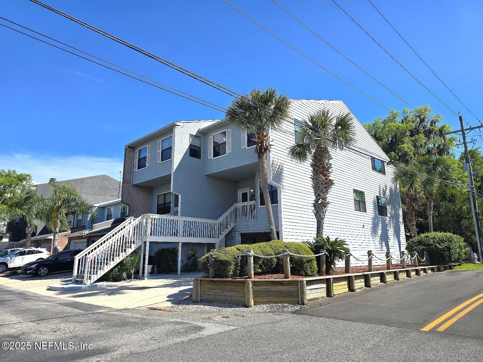 301 SCENIC POINT Lane