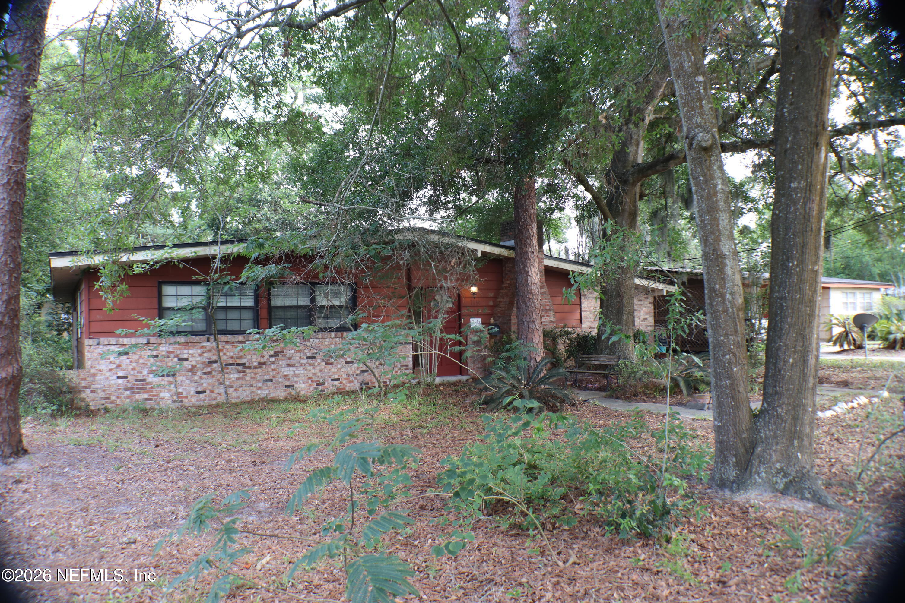 7046 FONTAINEBLEAU