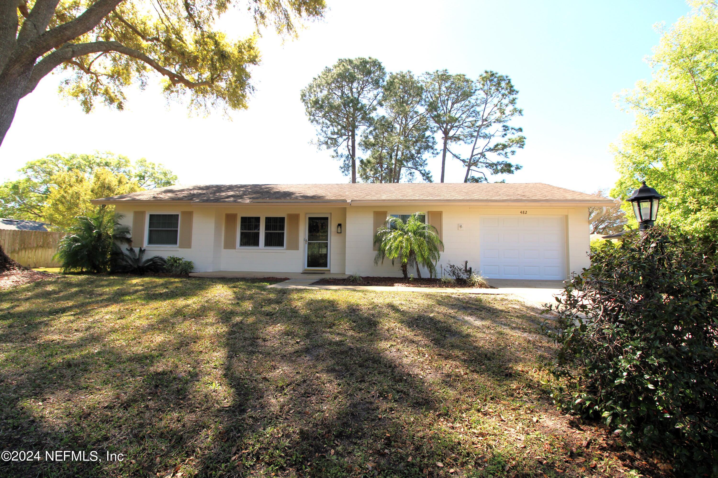 St Augustine, FL home for sale located at 482 Graciela Circle, St Augustine, FL 32086