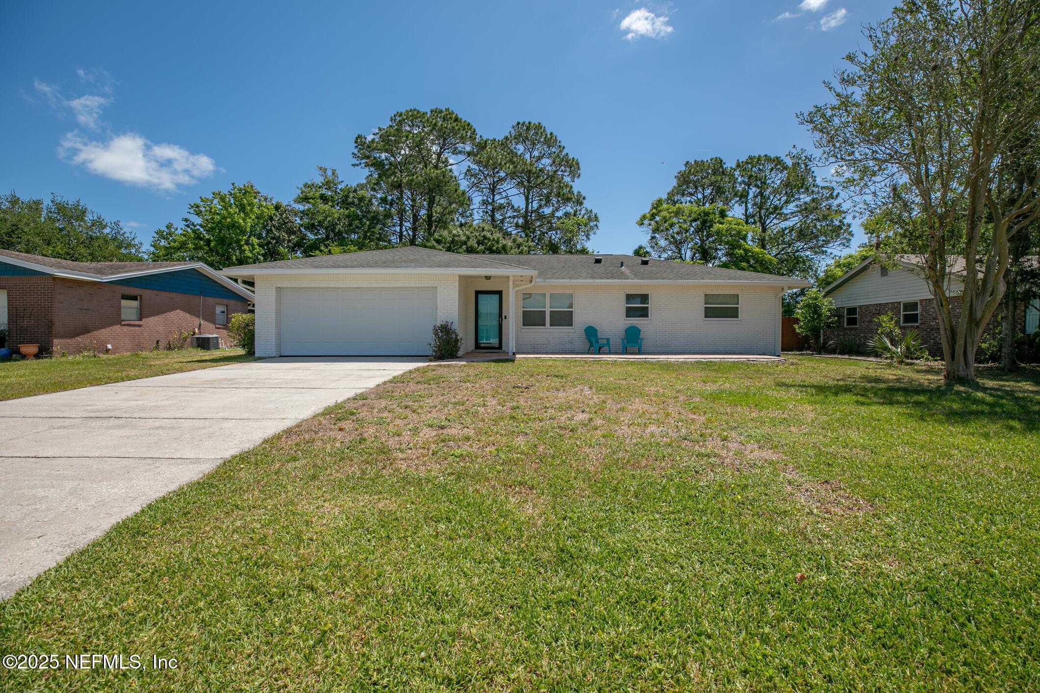 11 BONITA Drive