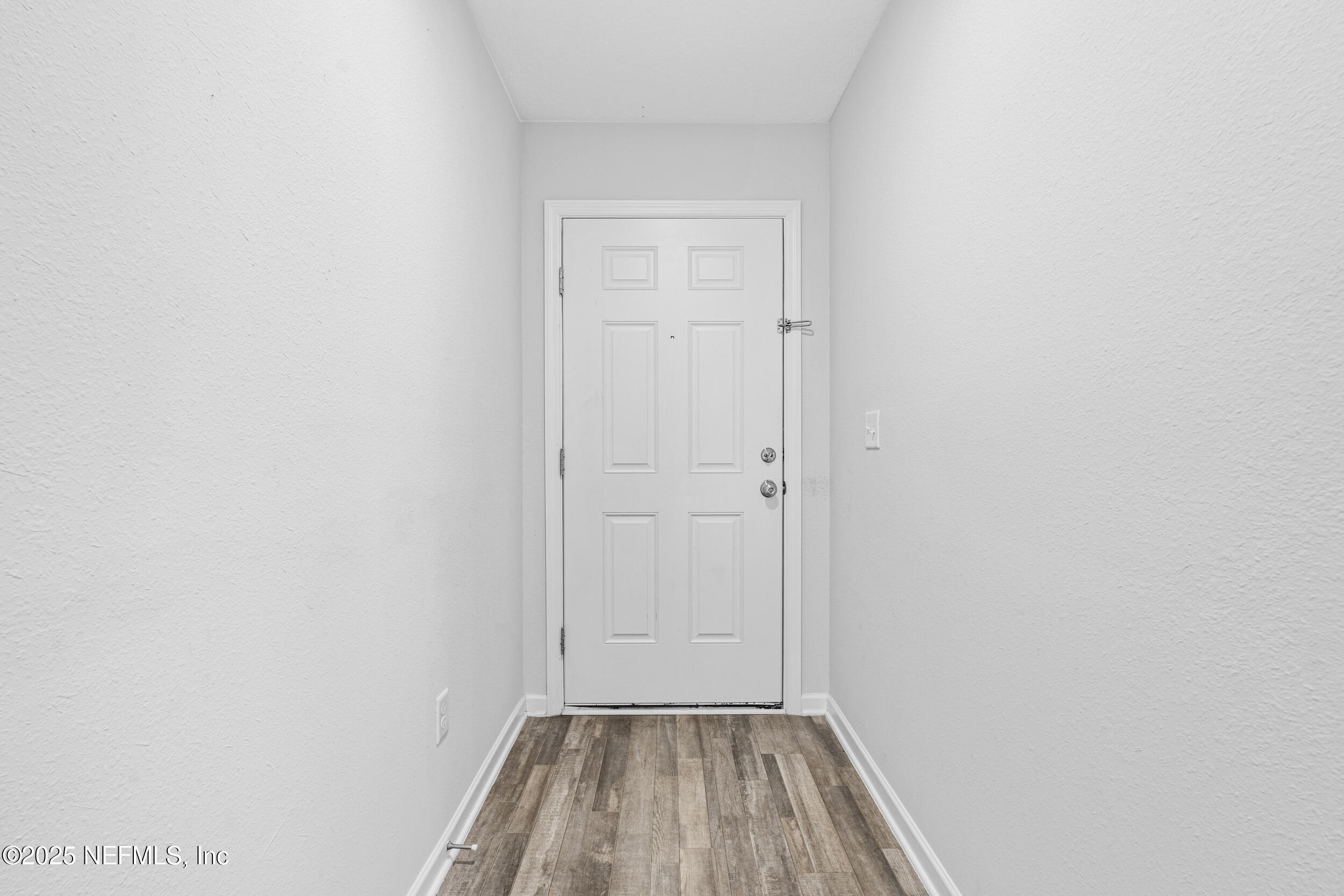 583 HERITAGE CROSSING Drive