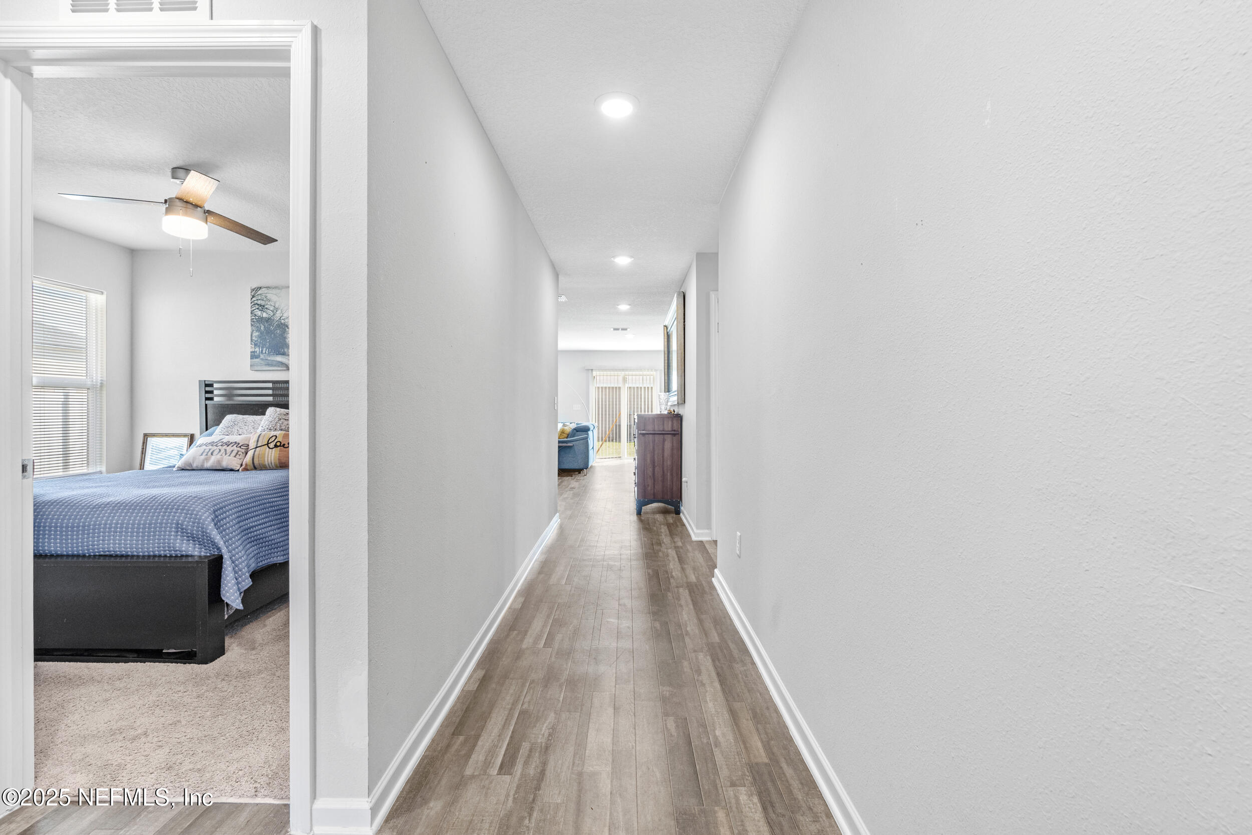 583 HERITAGE CROSSING Drive