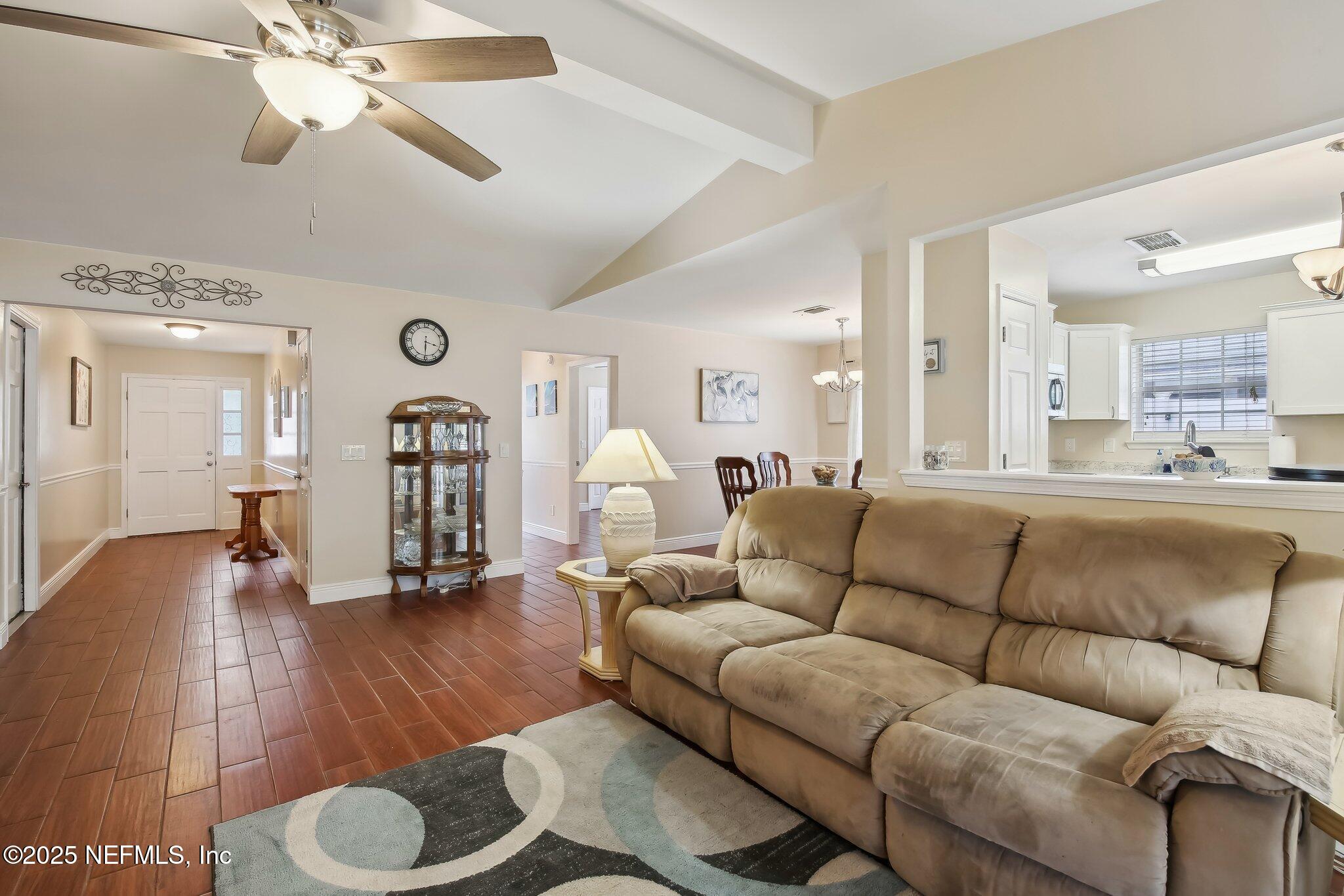8114 BUCHANNAN Court