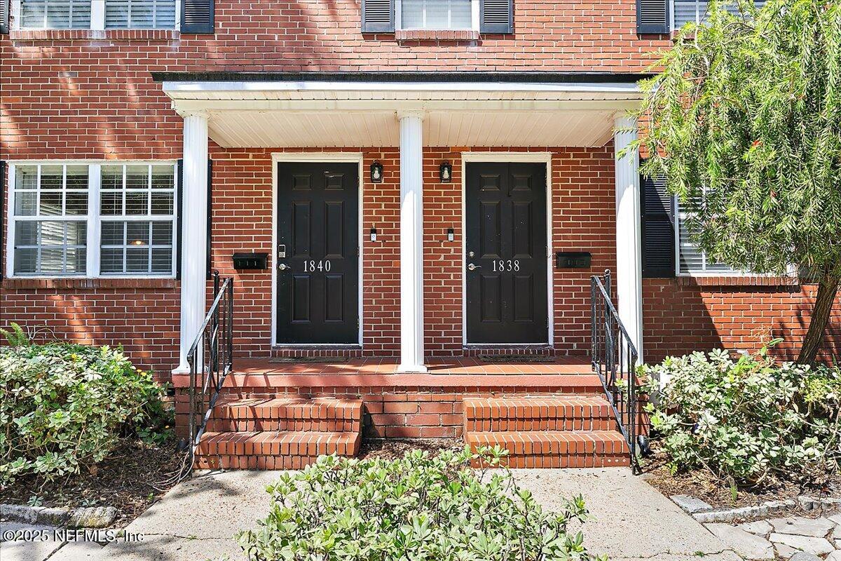 1838 CHERRY Street