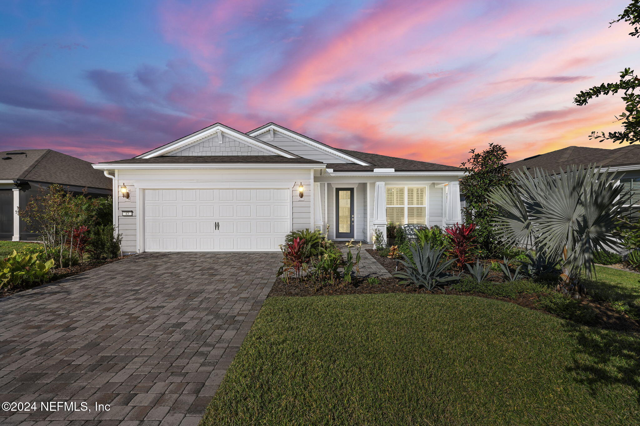 45 LANTERN POST Way