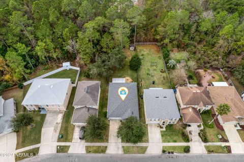 A home in Yulee