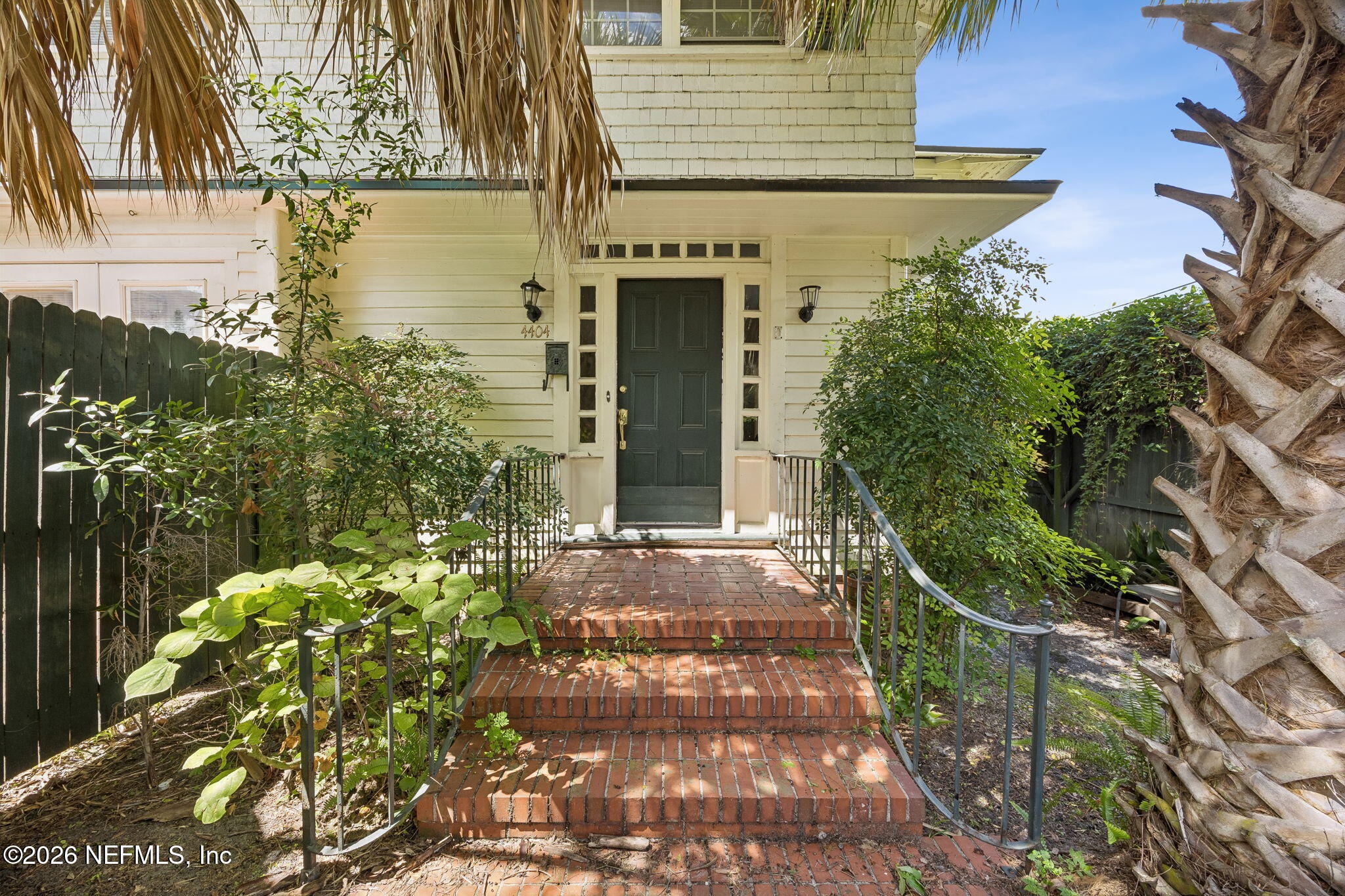 4404 HERSCHEL Street