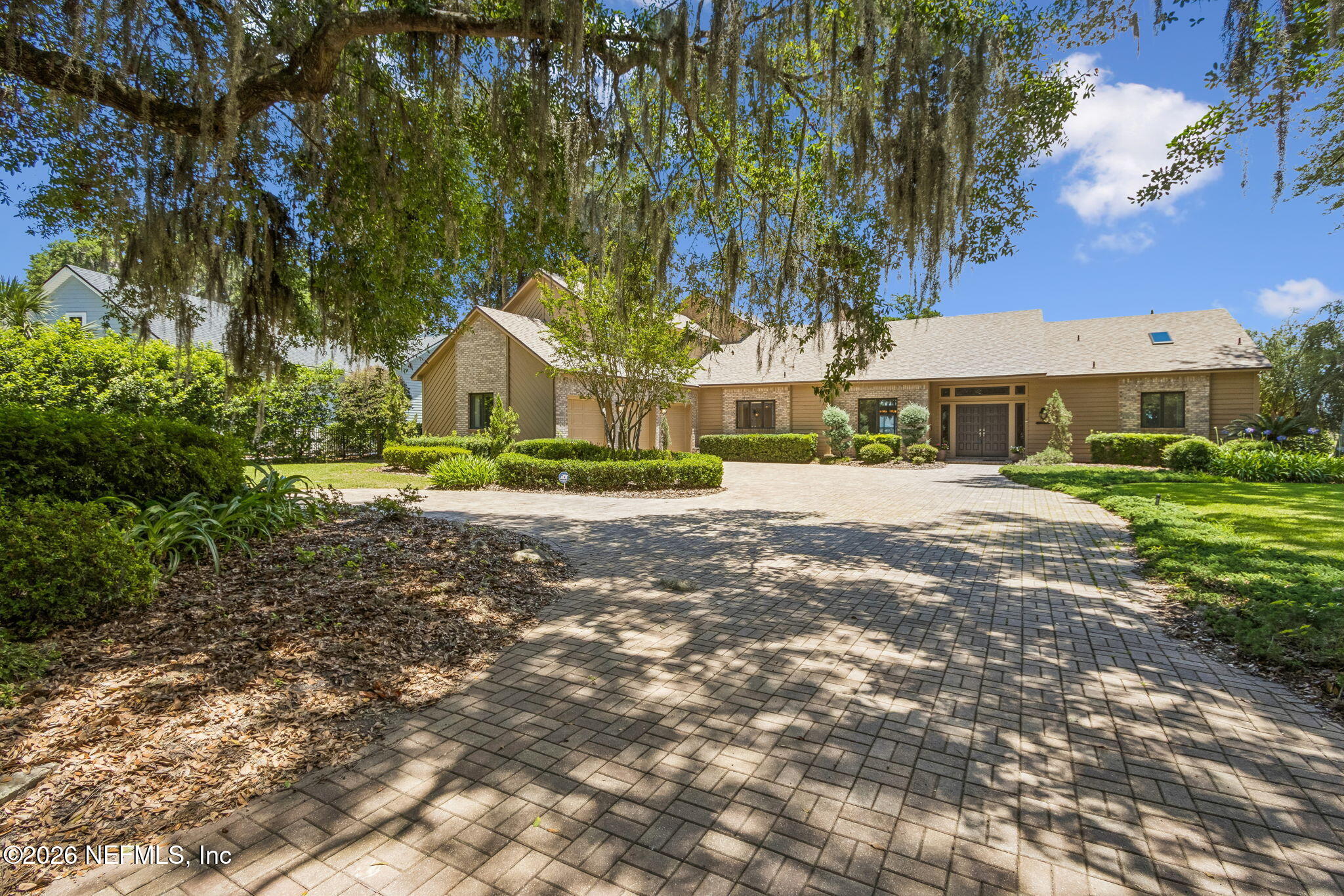 2371 BRIDGETTE Way - Photo 2