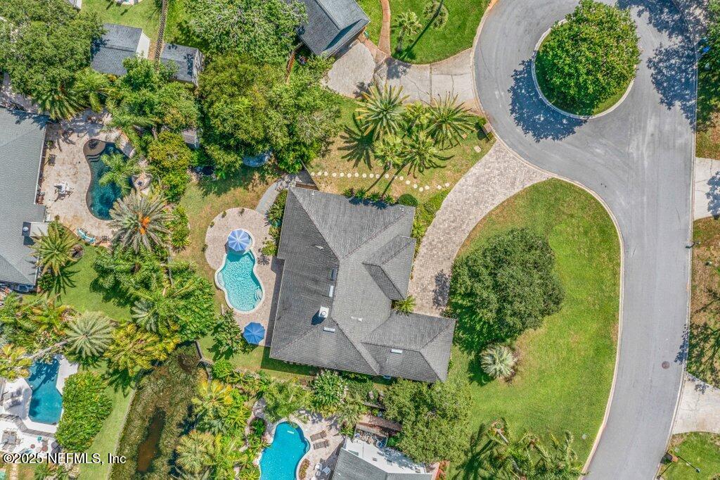 508 LIGHTHOUSE Court