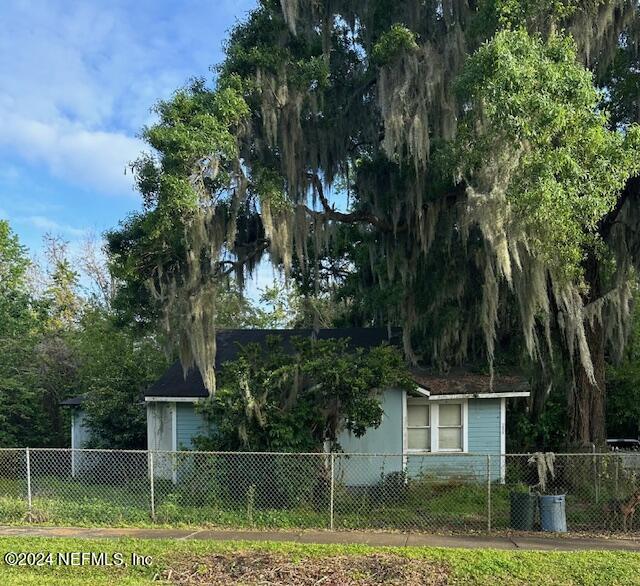 Jacksonville, FL home for sale located at 7024 CIVIC CLUB Drive, Jacksonville, FL 32219