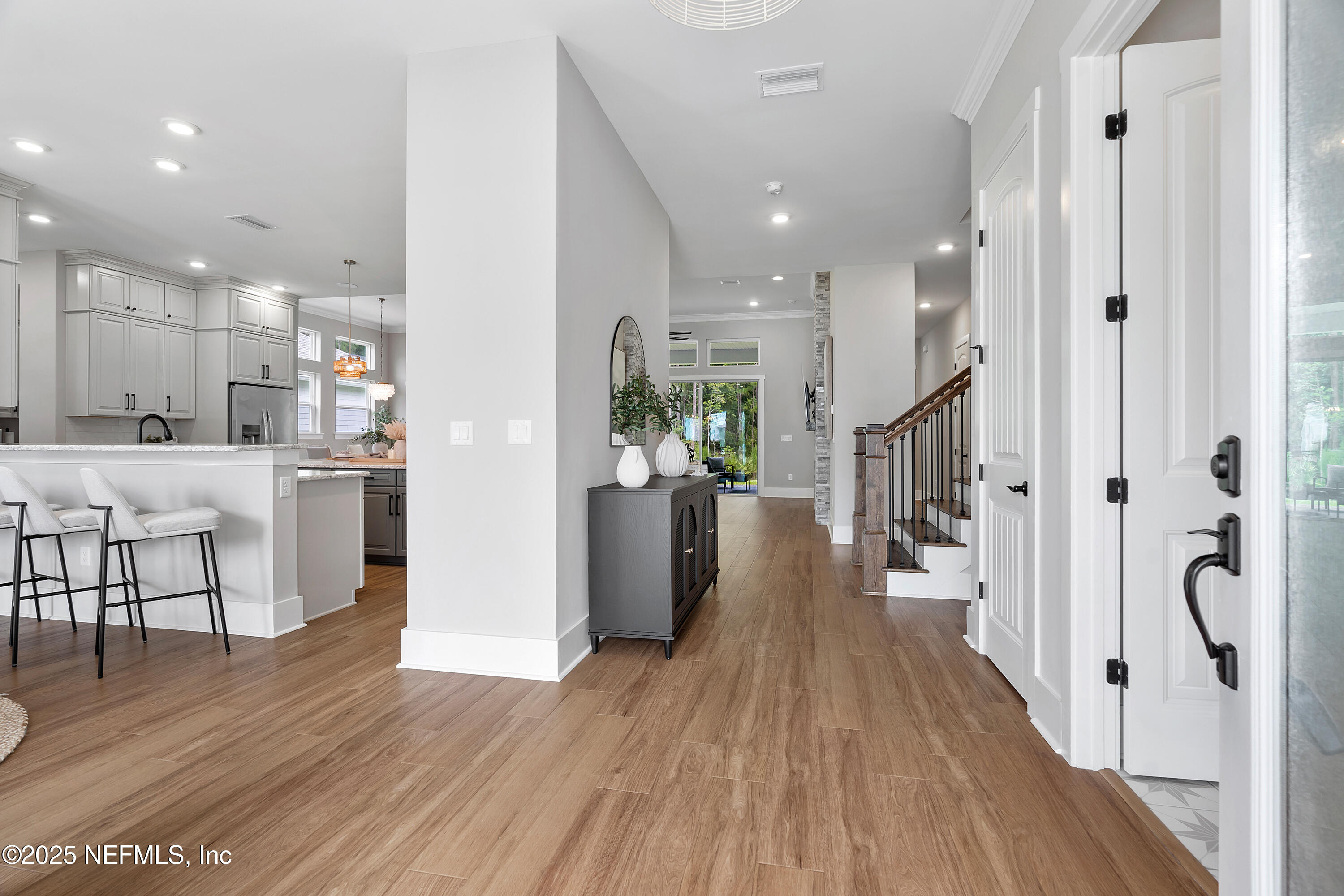 621 SEAGROVE Drive