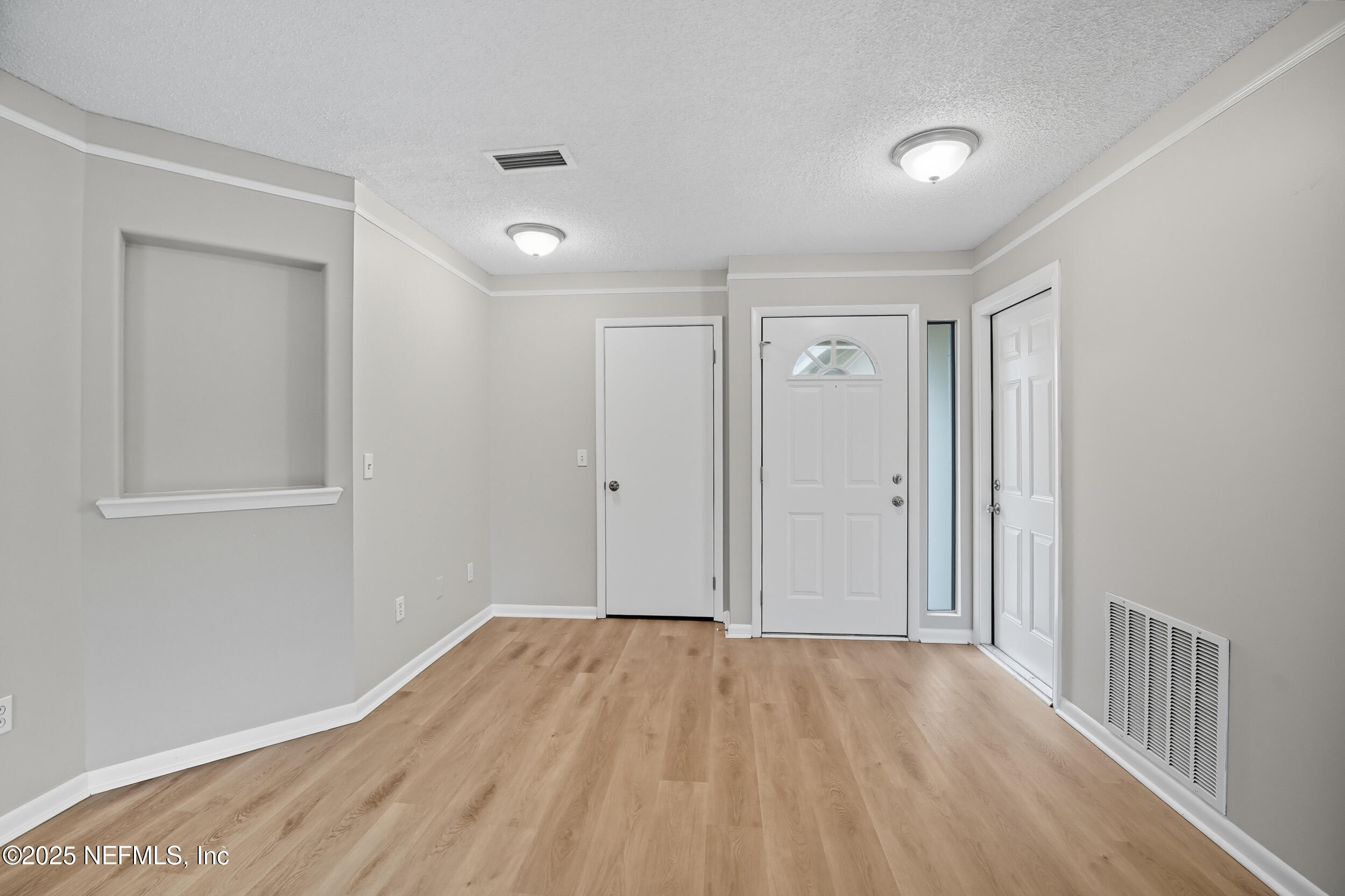 8133 MORRISTOWN Trail