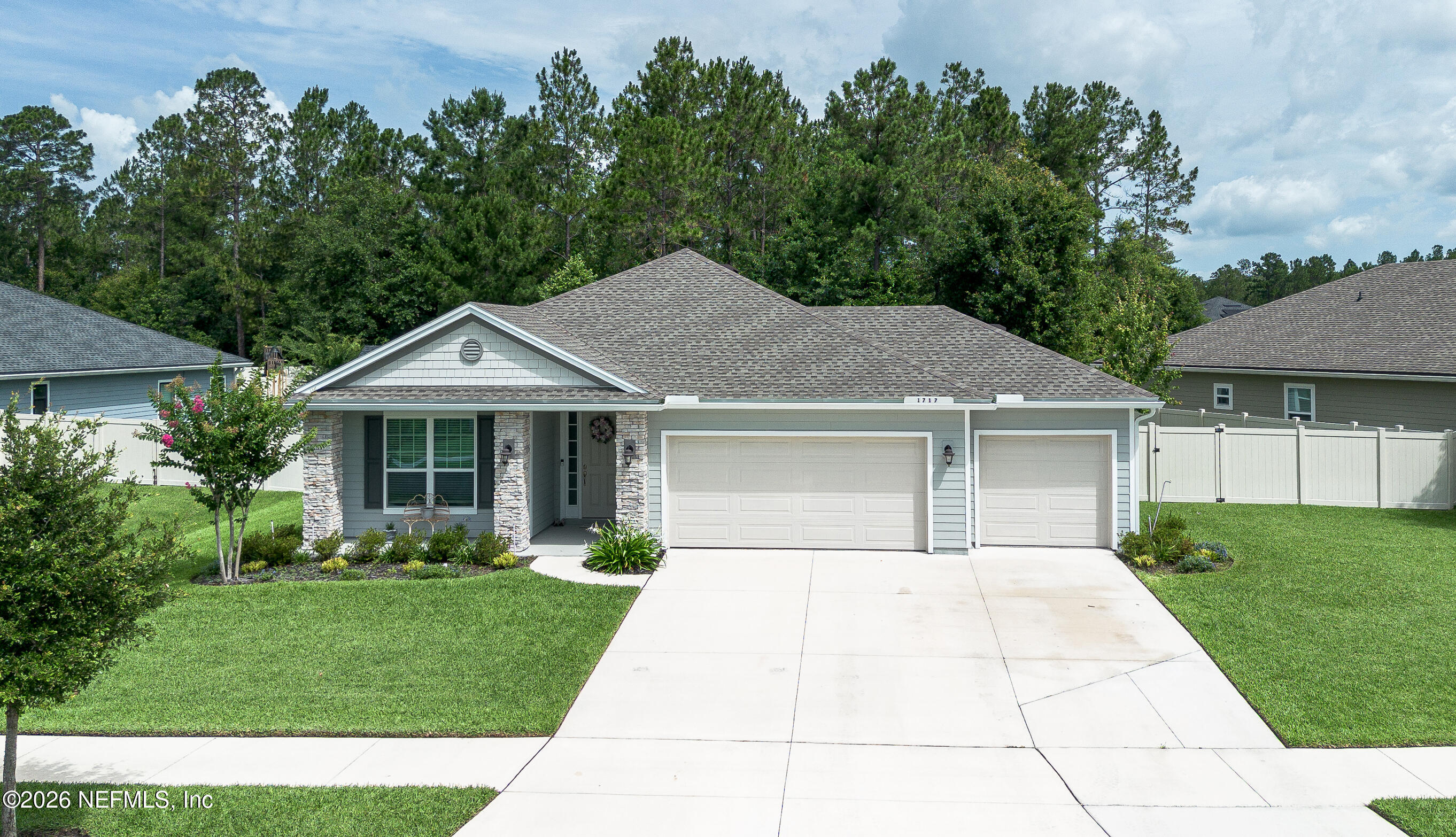 1717 AUSTIN LAKE Way