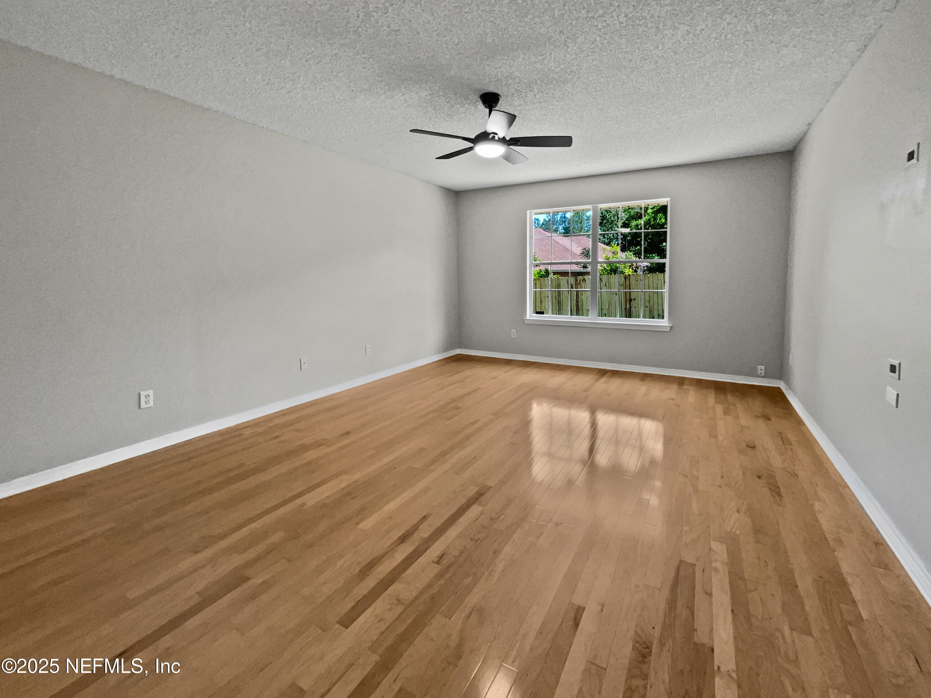 7871 BRISTOL BAY Lane W