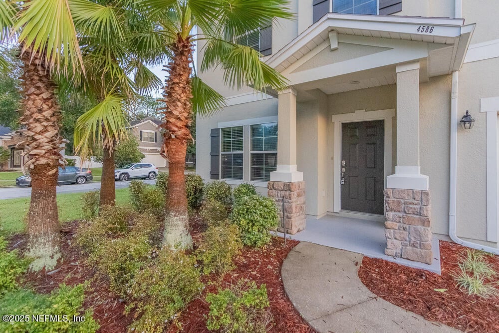 4586 TEMPLE LAKES Drive