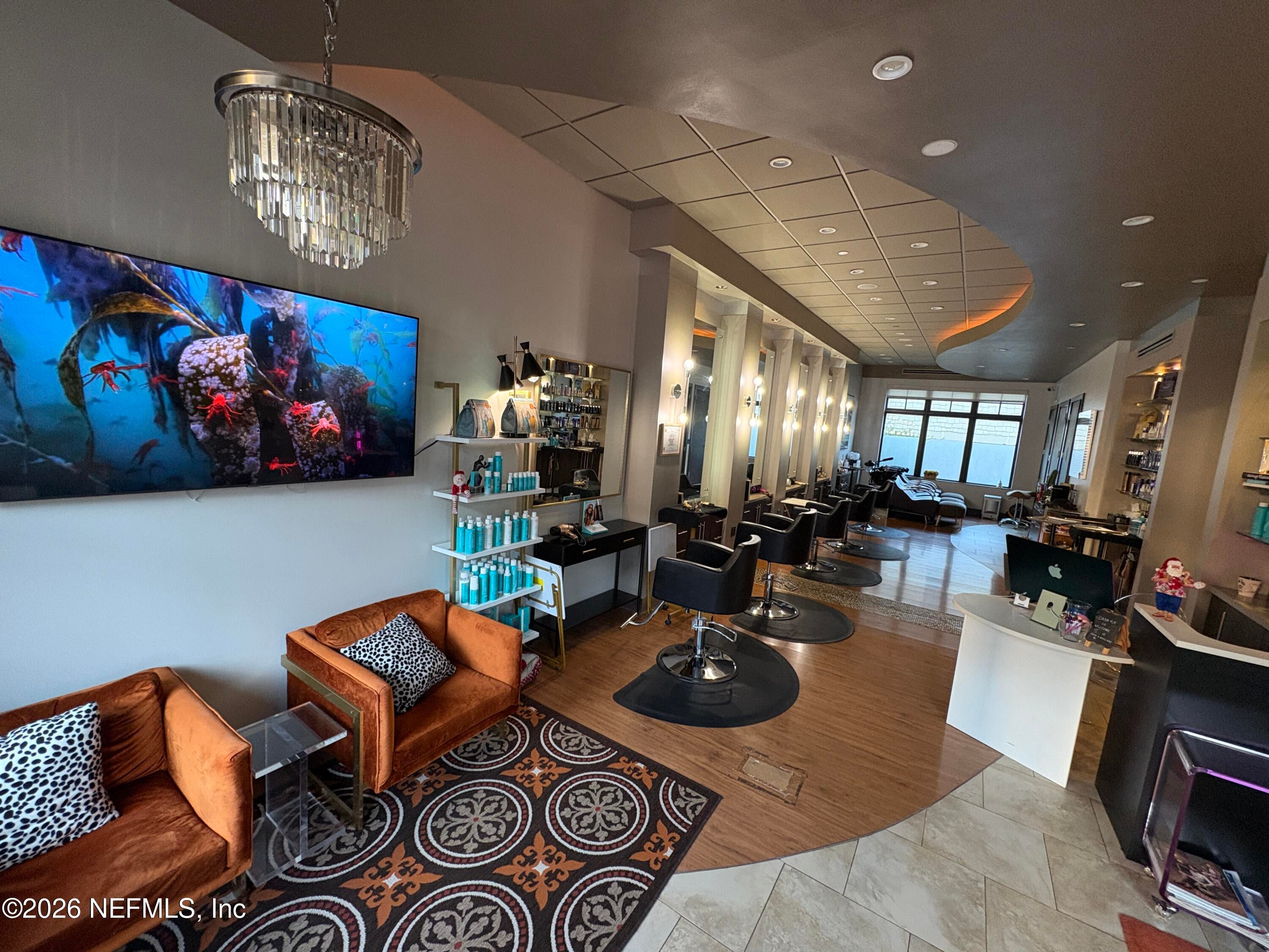 585 MARKET Street - Photo 4
