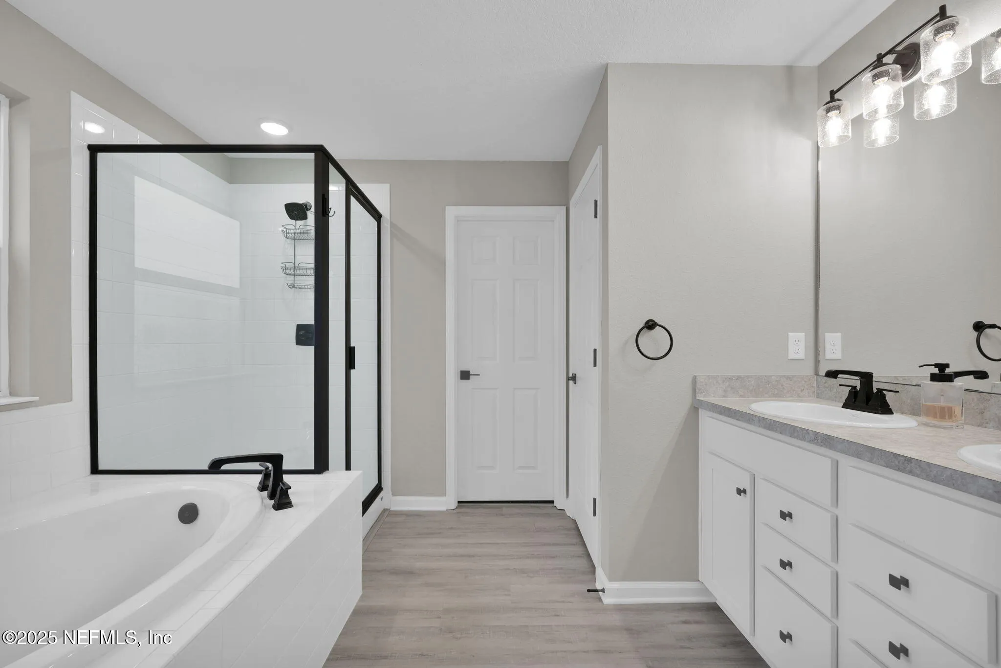 Jacksonville, Florida 32220, United States, 4 Bedrooms Bedrooms, ,3 BathroomsBathrooms,Residential,Active,14825