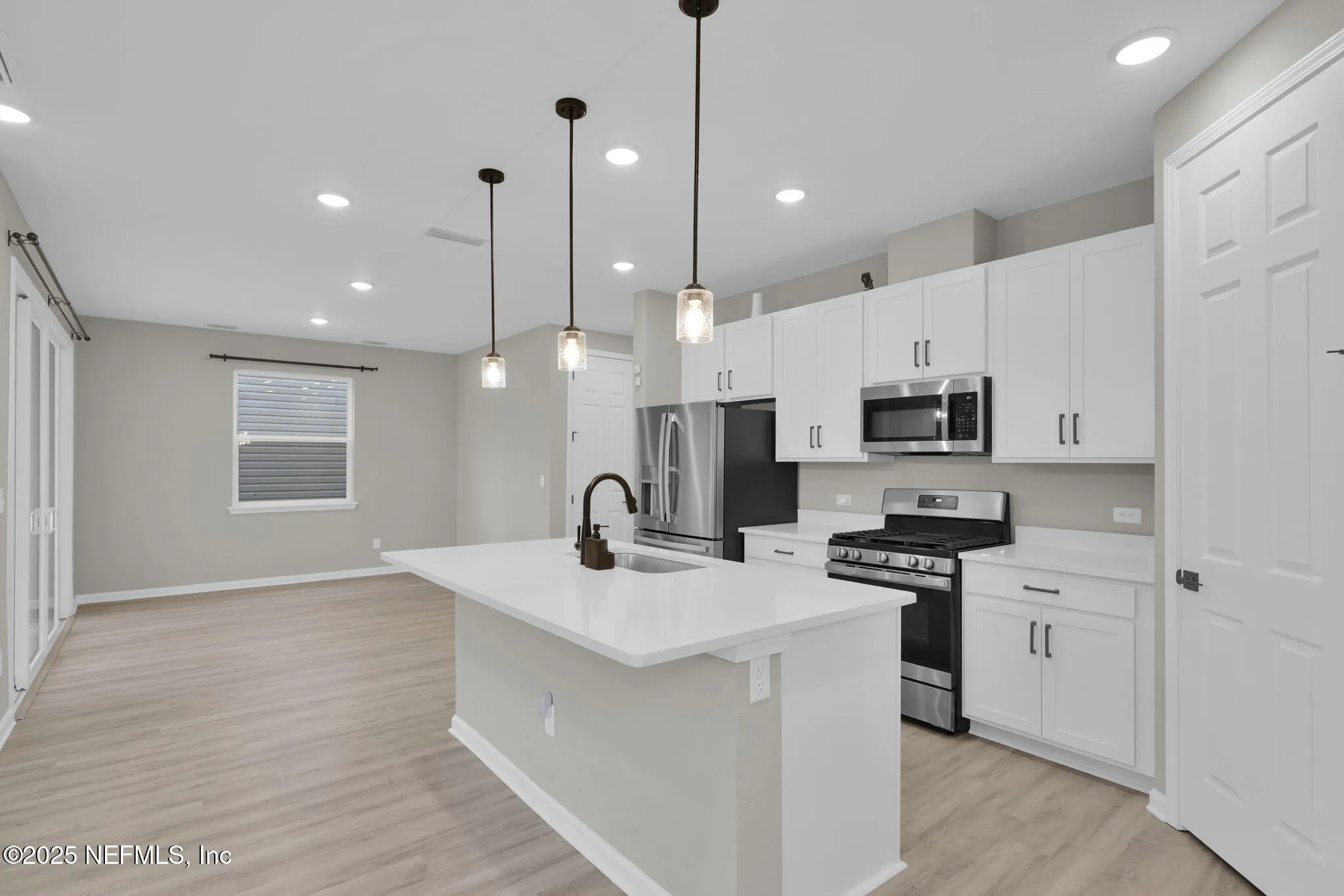 Jacksonville, Florida 32220, United States, 4 Bedrooms Bedrooms, ,3 BathroomsBathrooms,Residential,Active,14825