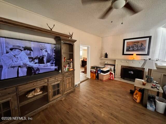 1801 VALENCIA Drive