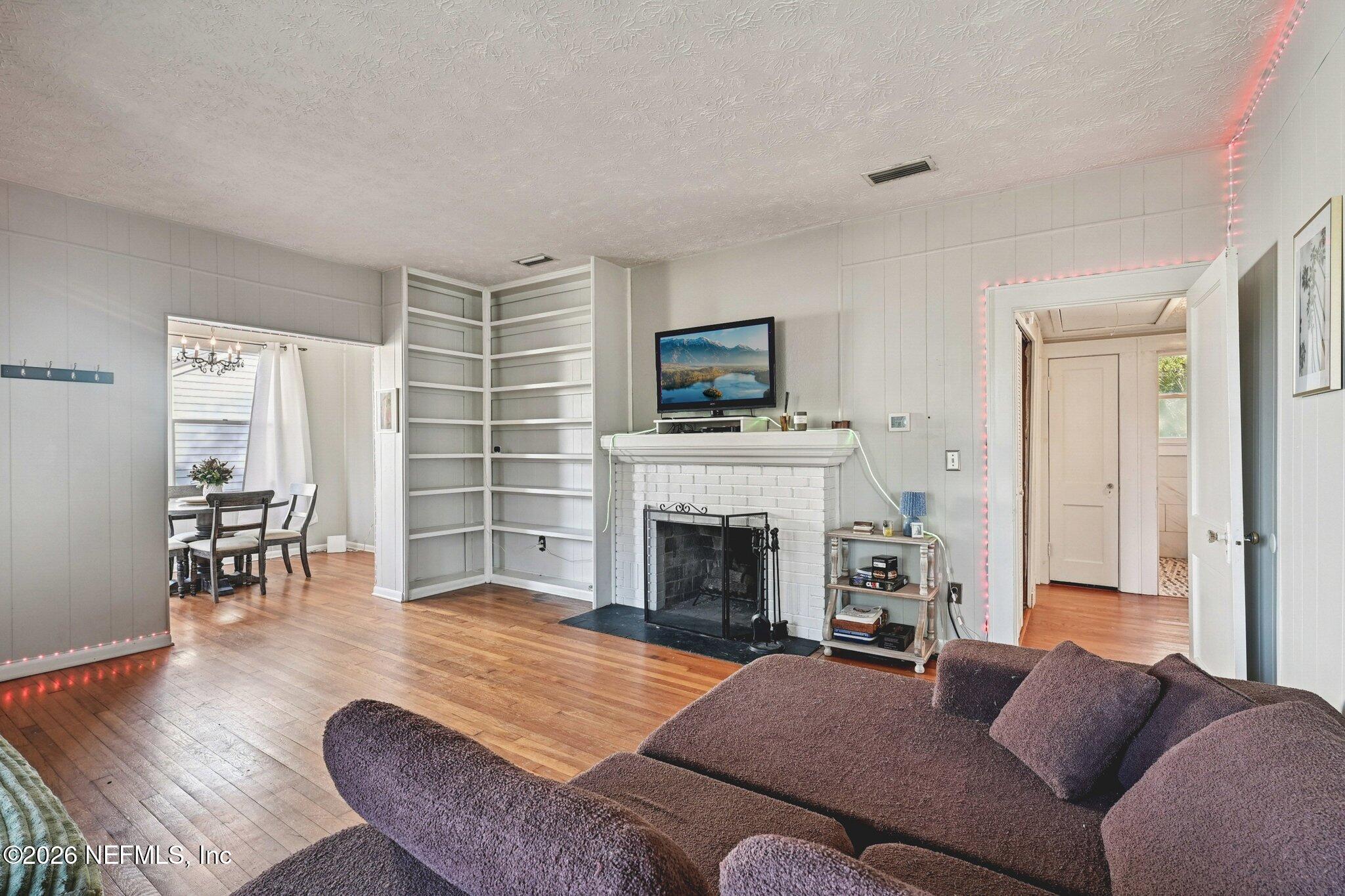 1021 OLD HICKORY Road