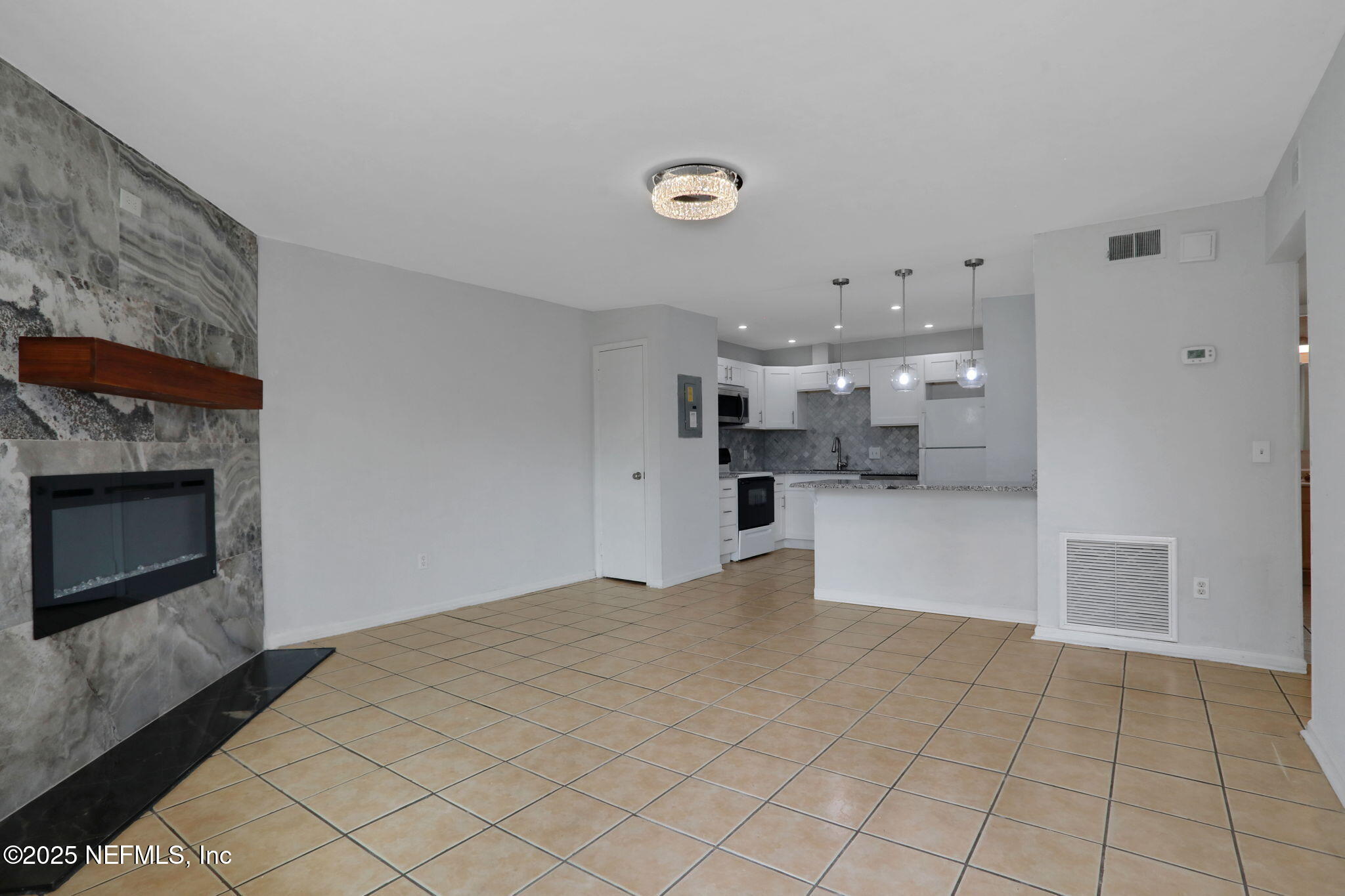 791 ASSISI Lane 1704