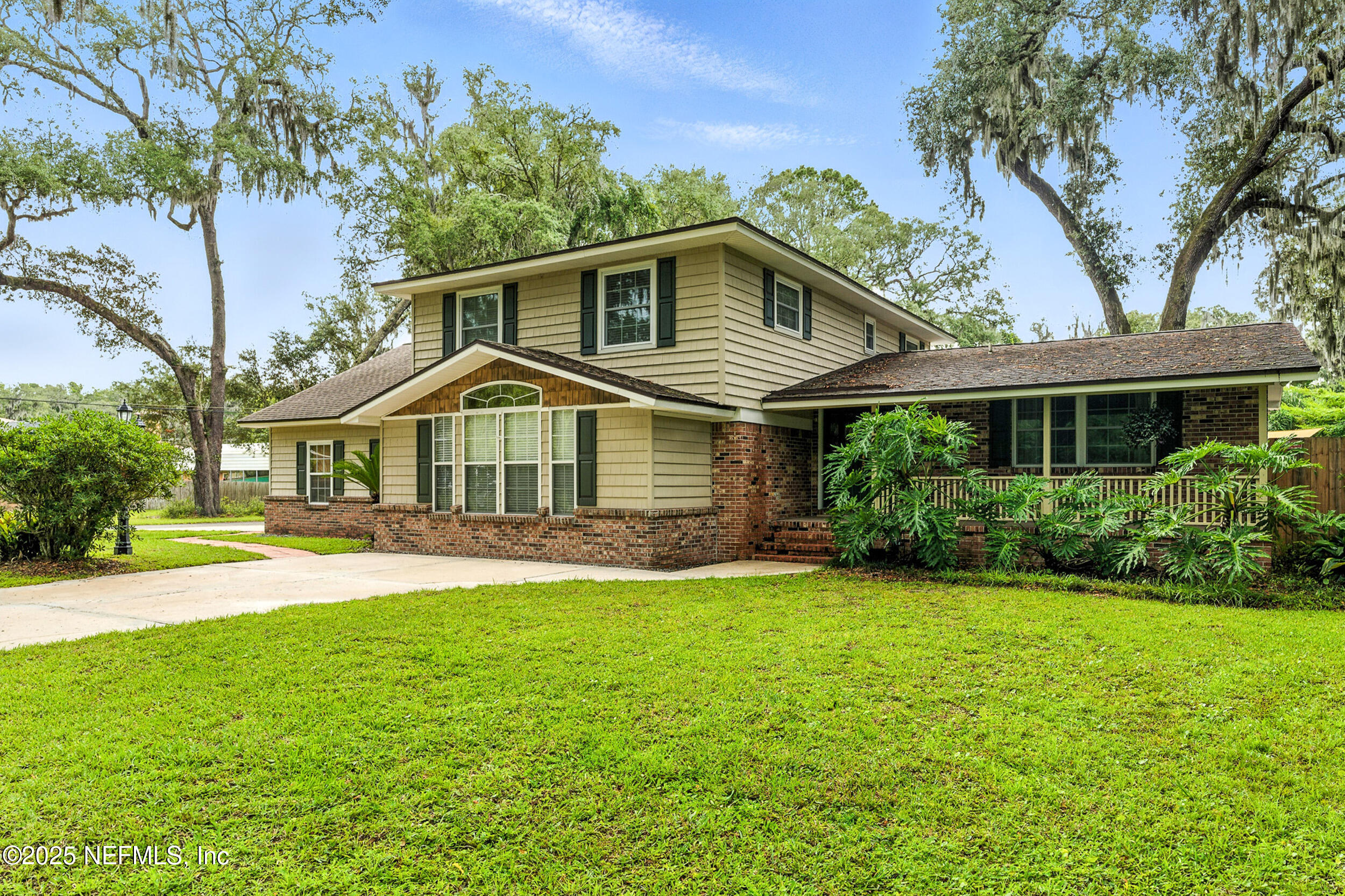 3425 DOCTORS LAKE Drive