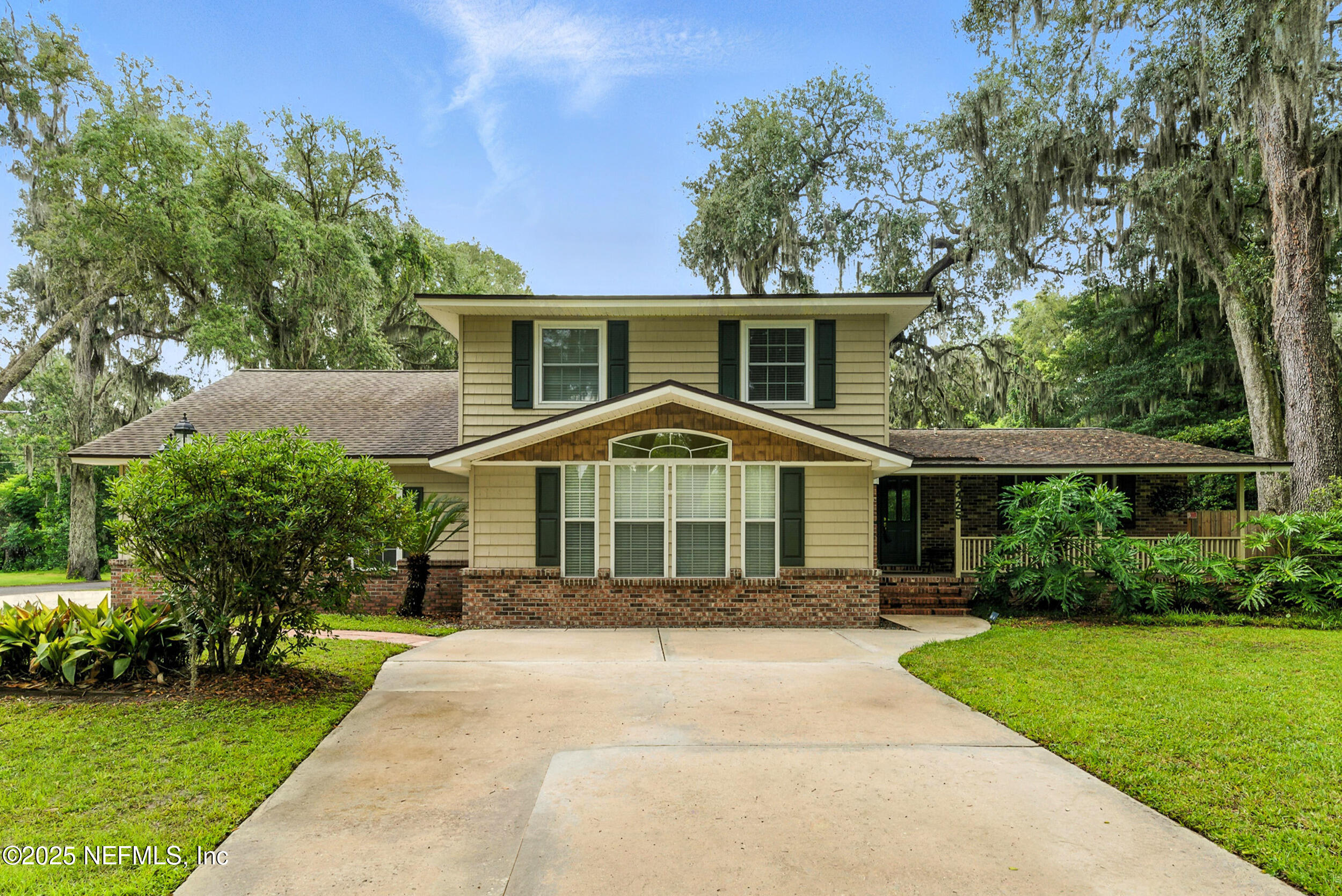 3425 DOCTORS LAKE Drive