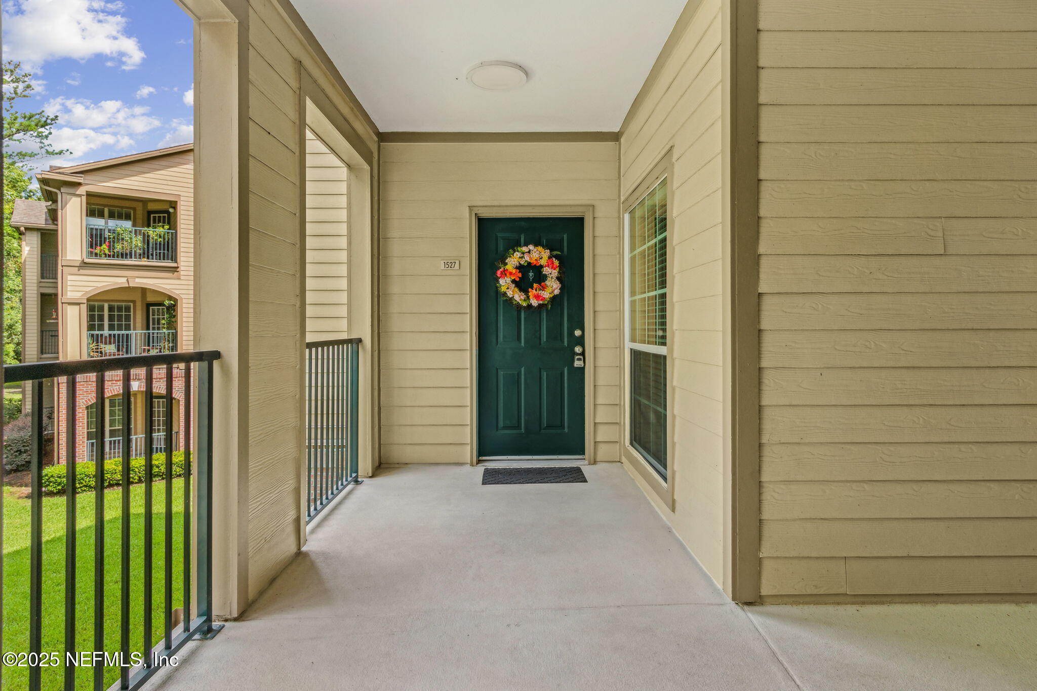 7800 POINT MEADOWS Drive 1527