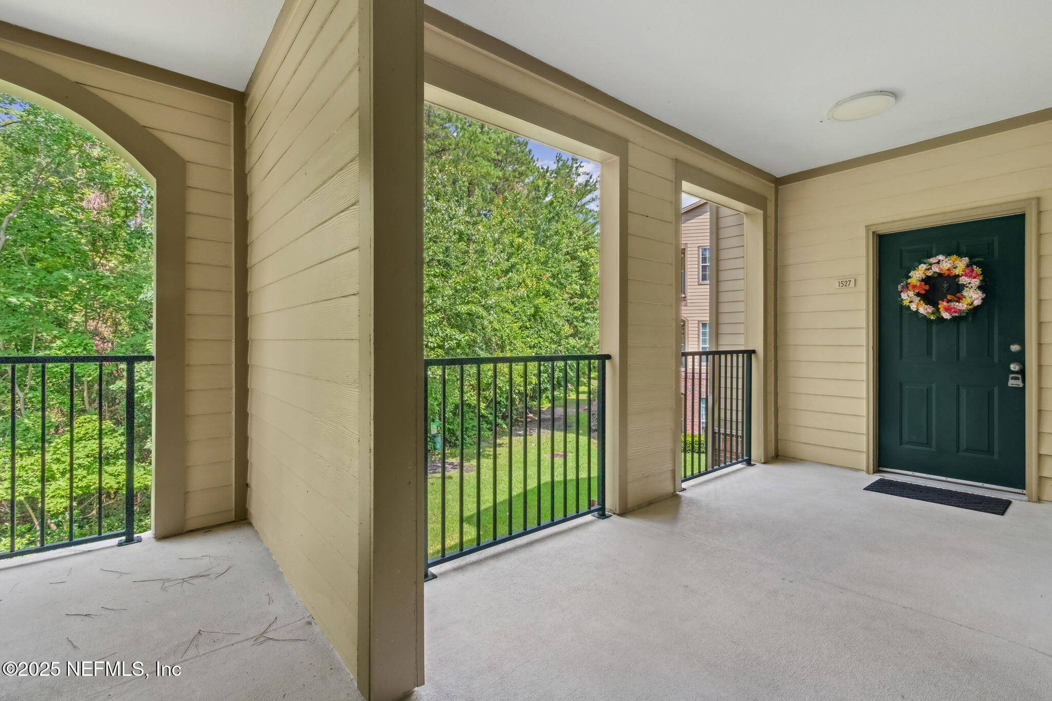 7800 POINT MEADOWS Drive 1527