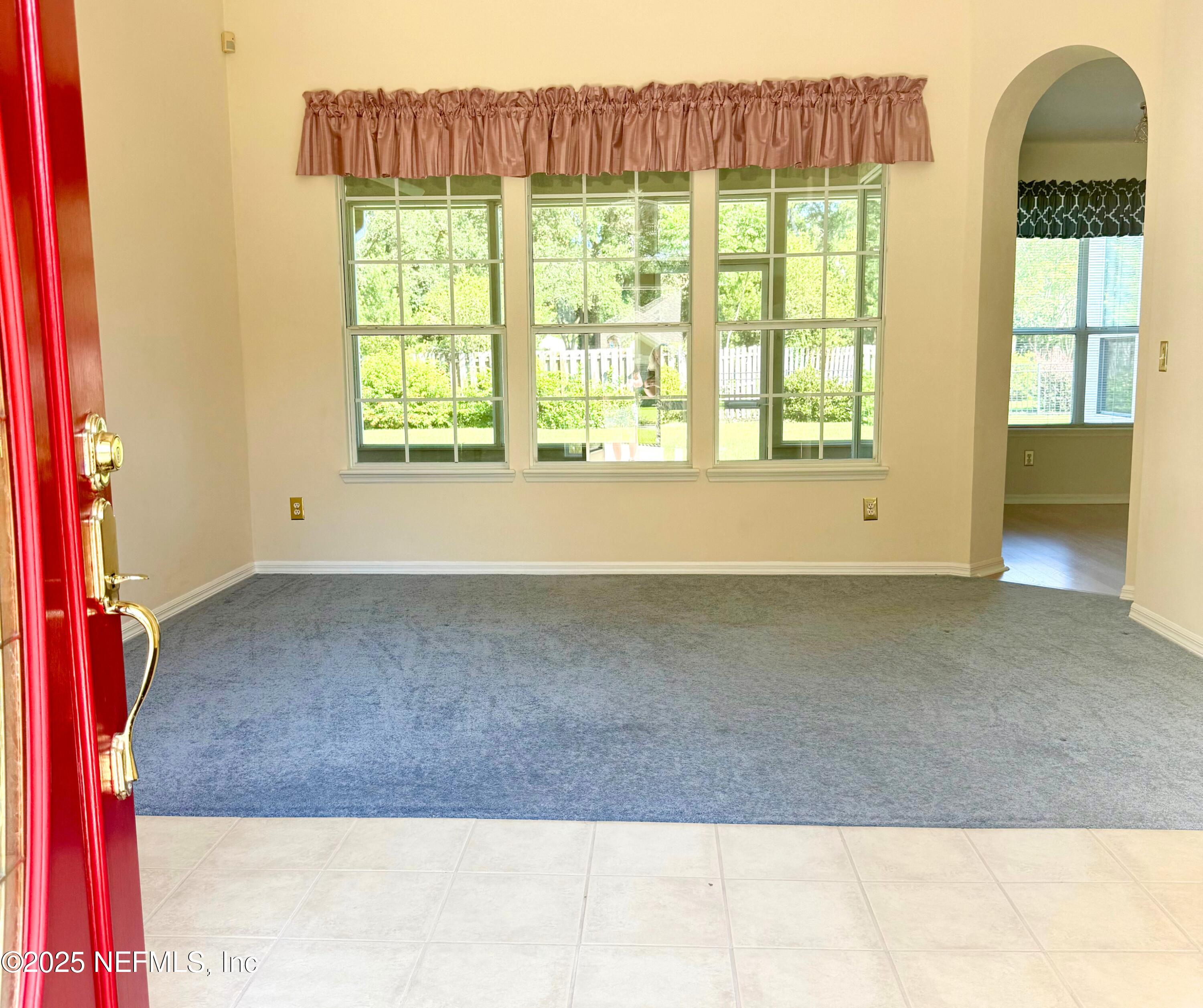 388 LOLLY Lane