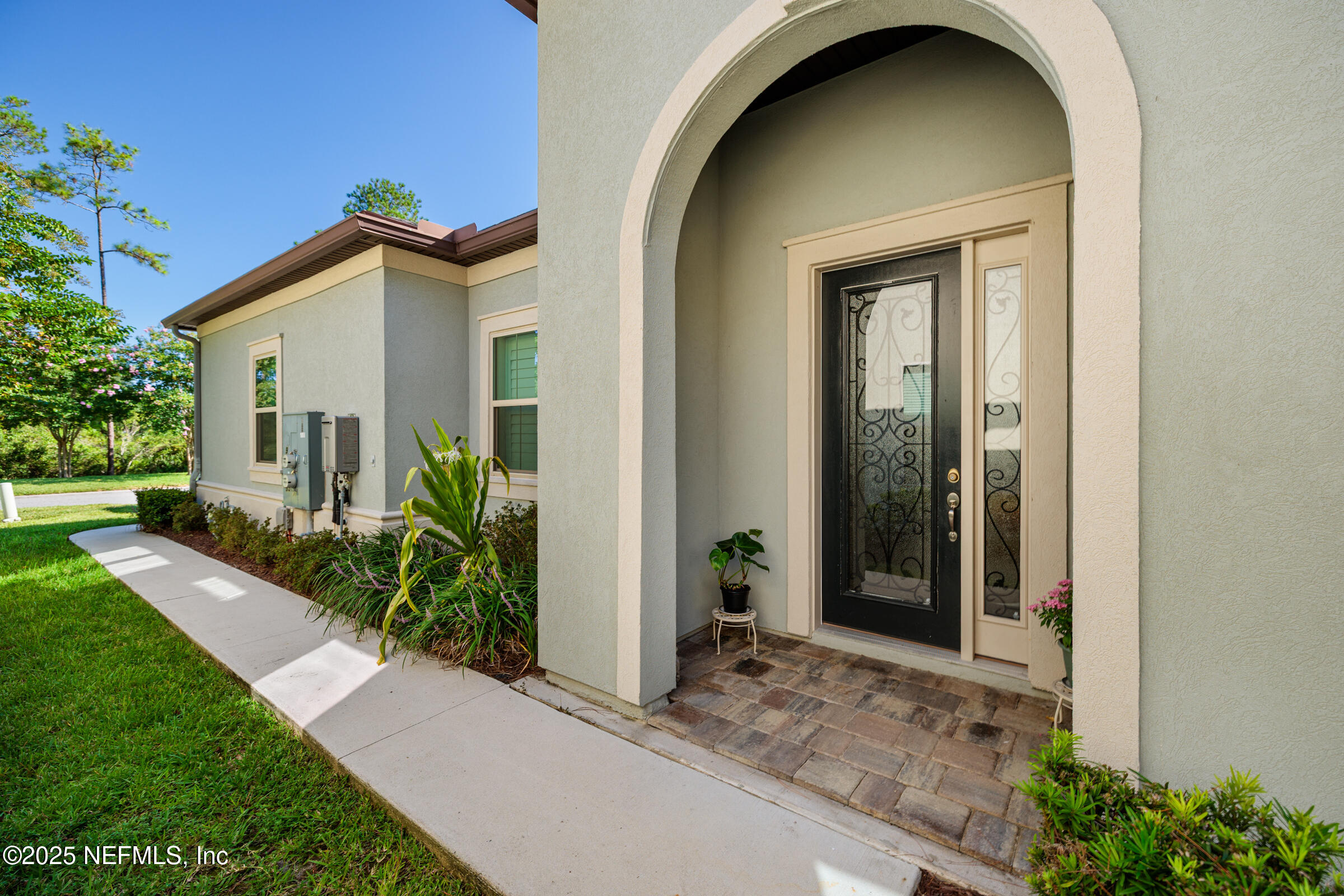 95 CRESTWAY Lane