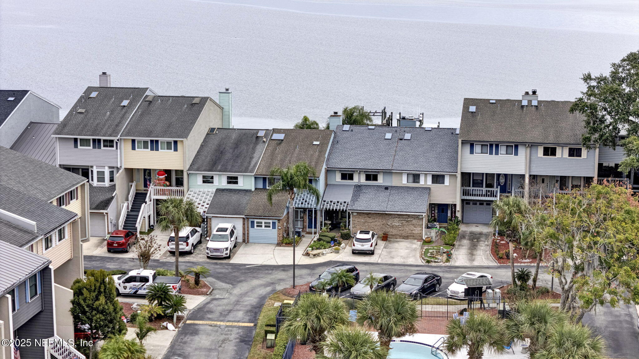 321 SCENIC POINT Lane