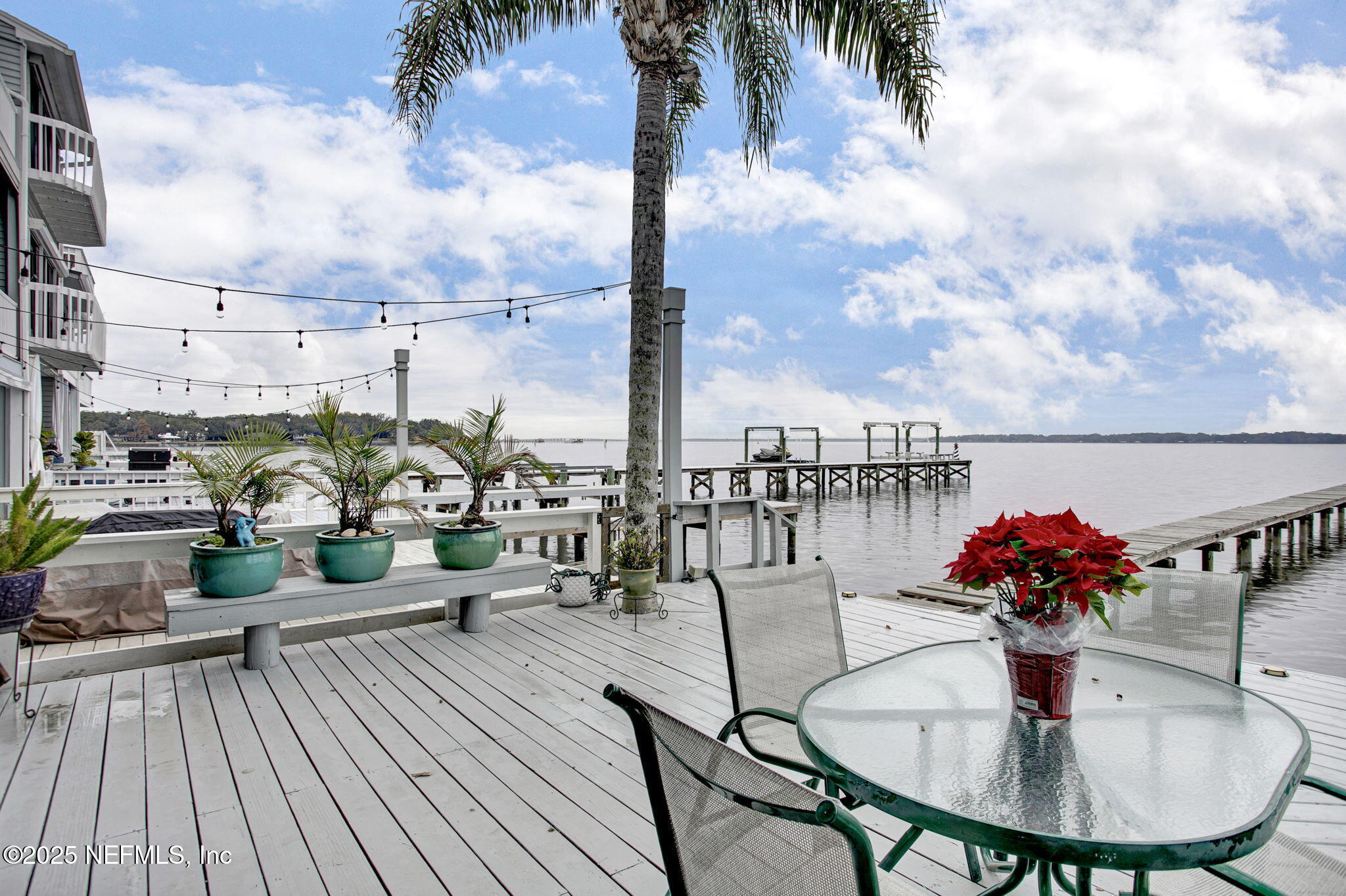321 SCENIC POINT Lane