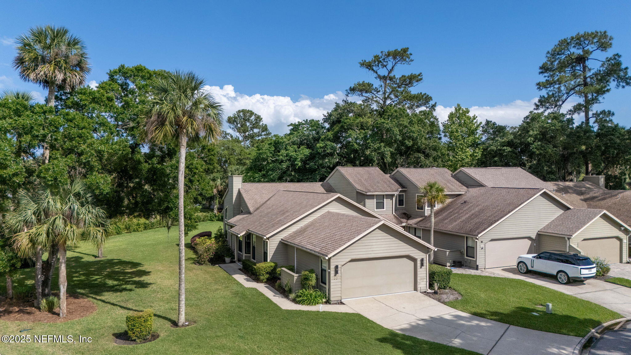 33 LOGGERHEAD Lane
