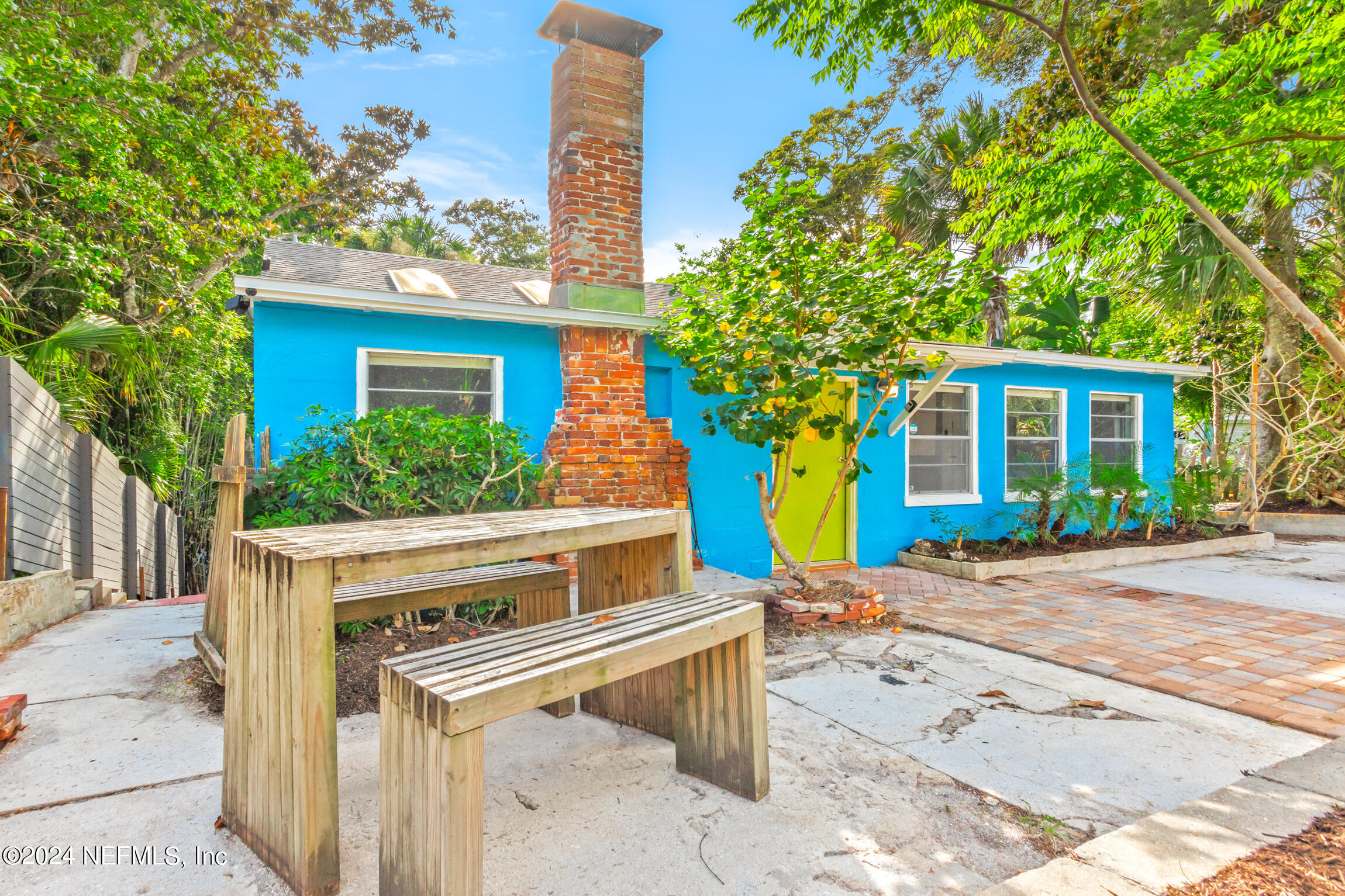 26 PONCE DE LEON Avenue
