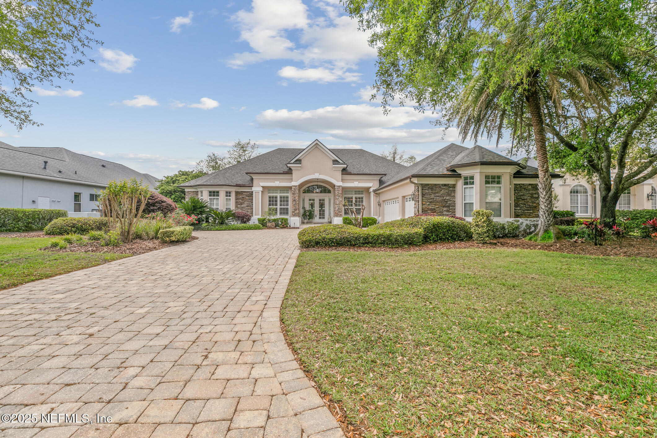 2095 CROWN Drive