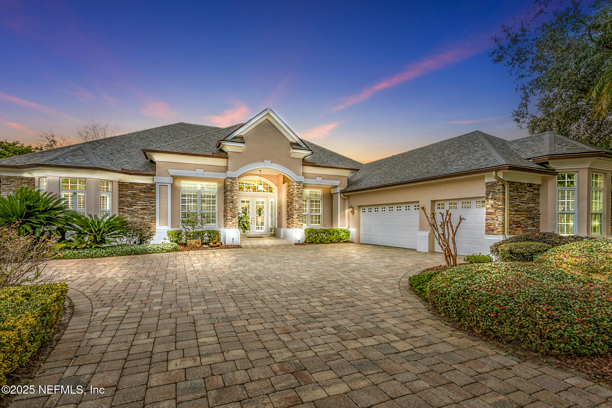 2095 CROWN Drive