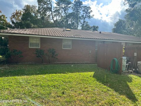 A home in Palatka