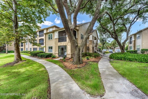 Photo of 9 ARBOR CLUB Drive #210, Ponte Vedra Beach, FL 32082 (MLS # 2165871)